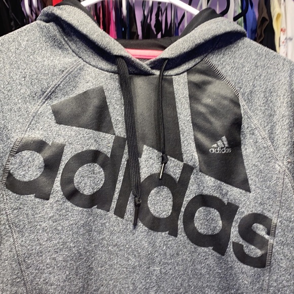 adidas Gray Hoodie pockets draw string see photos very comfy warm size Medium - Picture 3 of 7